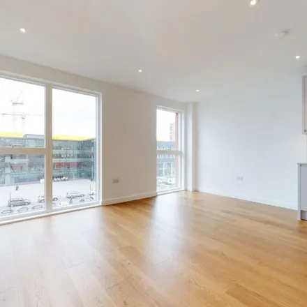 Image 9 - Reverence House, Lismore Boulevard, London, NW9 4DD, United Kingdom - Apartment for rent