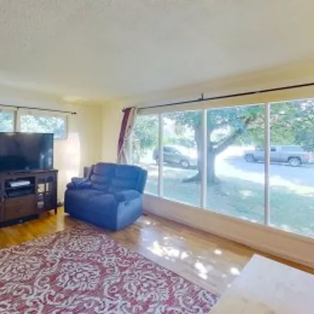 Buy this 3 bed apartment on 2815 Shirley Street in River Road - Santa Clara, Eugene