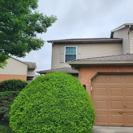 Buy this 2 bed condo on 5430 Harbourwatch Way in Deerfield Township, OH 45040