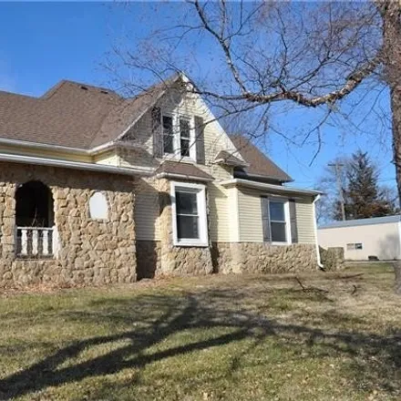 Buy this 4 bed house on 179 South Grand Avenue in King City, Gentry County