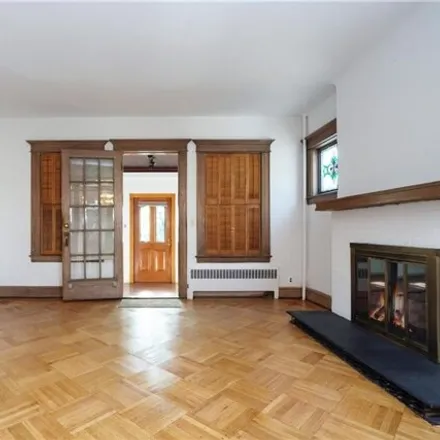 Image 5 - 1753 West 11th Street, New York, NY 11223, USA - Duplex for sale