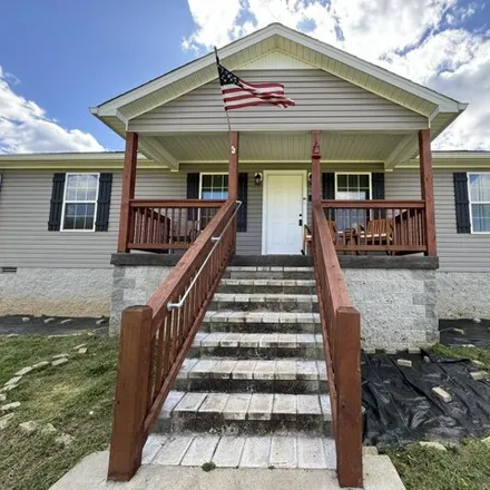 Buy this 3 bed house on 20 Young Road in Smith County, TN 38548