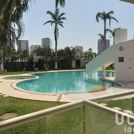 Buy this 3 bed apartment on Andador Paricutín in 39300 Acapulco, GRO