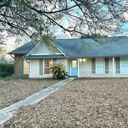 Image 1 - 8150 Wimbledon Avenue, Wimbledon Estates, East Baton Rouge Parish, LA 70810, USA - House for rent