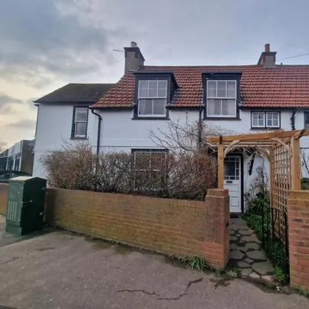 Image 1 - Park Avenue, Deal, CT14 9AW, United Kingdom - House for rent
