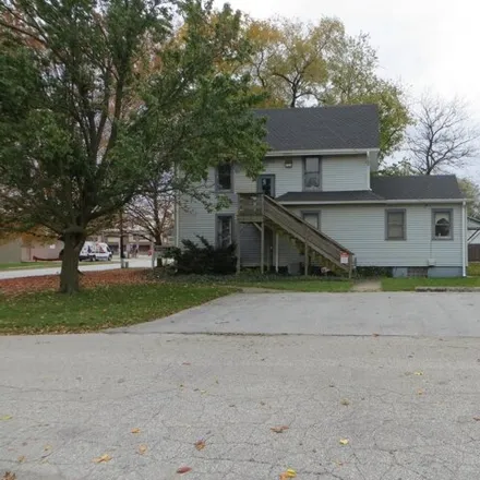 Image 2 - 111 West Monitor Street, Crown Point, IN 46307, USA - House for sale
