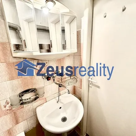 Image 4 - Ronkova, 180 00 Prague, Czechia - Apartment for rent