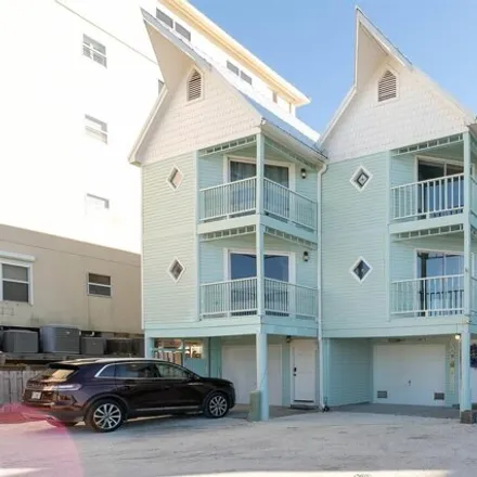 Buy this 2 bed townhouse on 16805 Perdido Key Drive in Escambia County, FL 32507