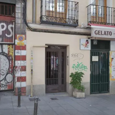 Rent this 1 bed apartment on Madrid in Calle de San Carlos, 4