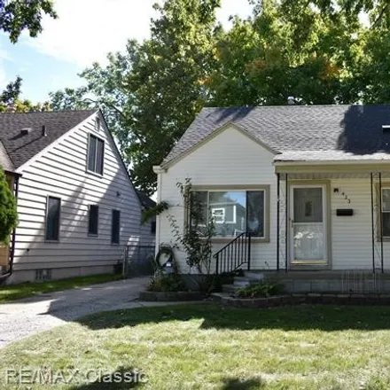 Buy this 3 bed house on 423 Highland Avenue in Clawson, MI 48017