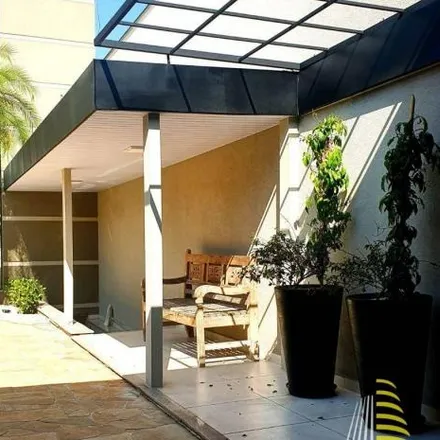 Buy this 3 bed house on Rua Pirassununga in Parque Universitário, Americana - SP