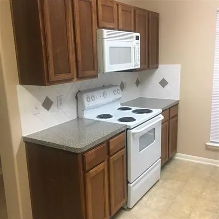 Rent this 3 bed apartment on 11225 Northam Drive in Harris County, TX 77375