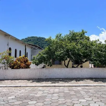 Buy this 2 bed house on Rua José Francisco Maestri in Espinheiros, Itajaí - SC