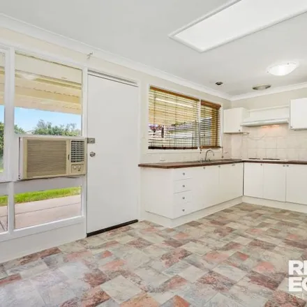 Image 3 - Longstaff Avenue, Chipping Norton NSW 2170, Australia - Apartment for rent