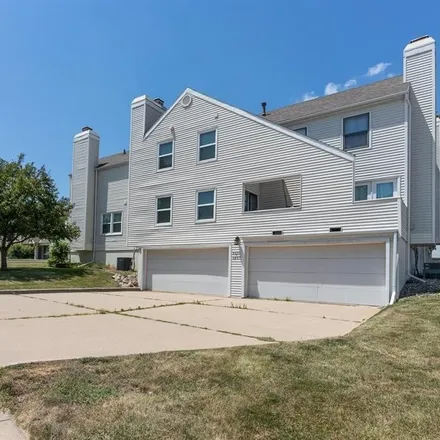 Buy this 2 bed townhouse on 5231-5237 Dakota Drive in West Des Moines, IA 50265
