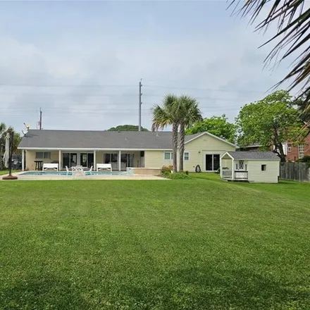 Image 3 - 10219 Stewart Road, Campeche Cove, Galveston, TX 77554, USA - House for sale