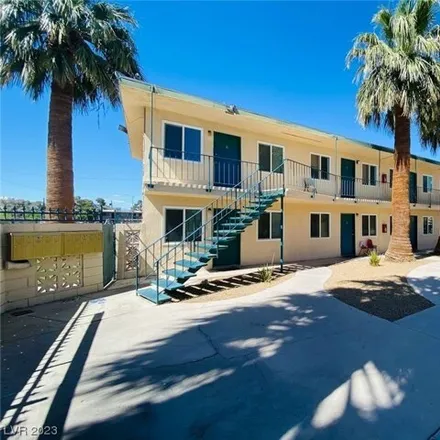 Rent this 1 bed apartment on 619 East Twain Avenue in Paradise, NV 89169