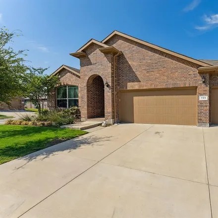 Buy this 3 bed house on 716 Redding Drive in Saginaw, TX 76131