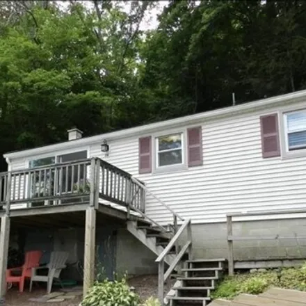 Buy this 2 bed house on 26 Hamilton Drive in Holland, Hampden County