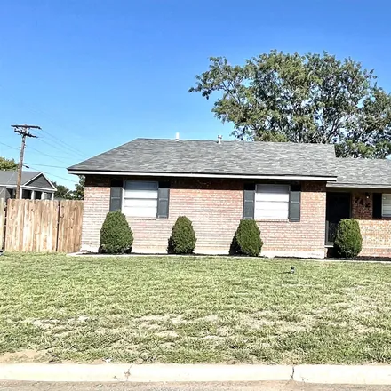 Buy this 3 bed house on 742 Cynthia Drive in Mooreland, Woodward County