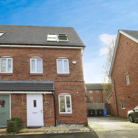 Buy this 3 bed duplex on unnamed road in Knowsley, L26 6BS