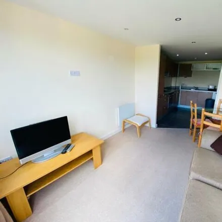 Image 5 - Coral House, Lapis Close, London, NW10 7FH, United Kingdom - Apartment for rent