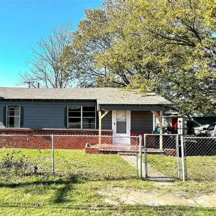 Image 1 - First United Bank, 102 West Main Street, Bokchito, Bryan County, OK 74726, USA - House for sale