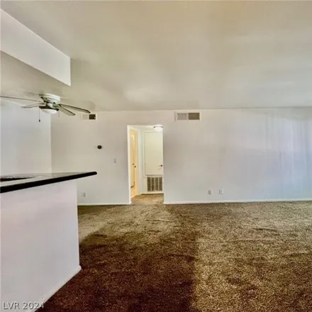 Image 3 - 1457 East Katie Avenue, Paradise, NV 89119, USA - Condo for sale