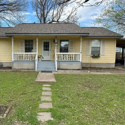 Buy this 3 bed house on 1342 Northeast 2nd Street in Smithville, TX 78957