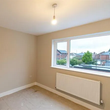 Image 3 - Bramhall Moor Lane, Hazel Grove, SK7 4AJ, United Kingdom - Townhouse for sale