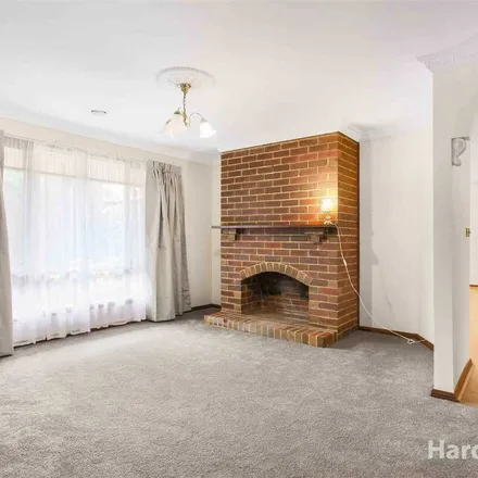 Image 5 - Hedgeley Drive, Berwick VIC 3806, Australia - Apartment for rent