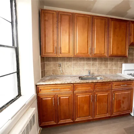 Rent this 1 bed apartment on 194 1st Street in Village of Mineola, NY 11501
