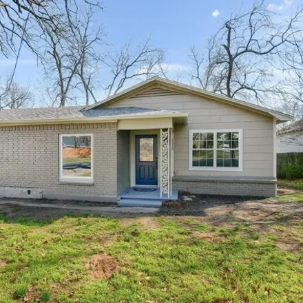 Buy this 4 bed house on 1032 West Hanna Street in Denison, TX 75020