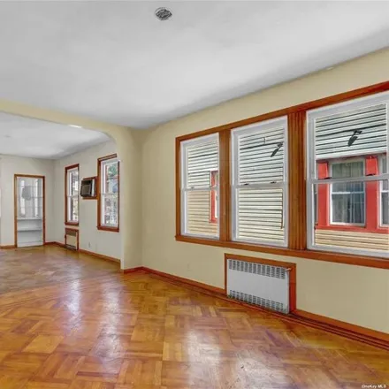 Image 8 - 435 E 51st St, Brooklyn, New York, 11203 - House for sale