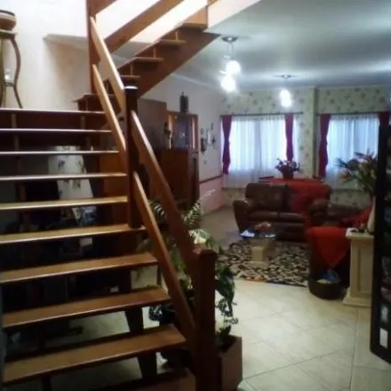Buy this 4 bed house on unnamed road in Jardim Márcia, Suzano - SP