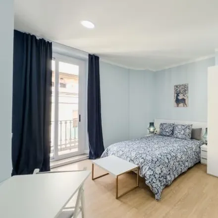 Rent this 2 bed room on Carrer Nou de la Rambla in 1, 08001 Barcelona