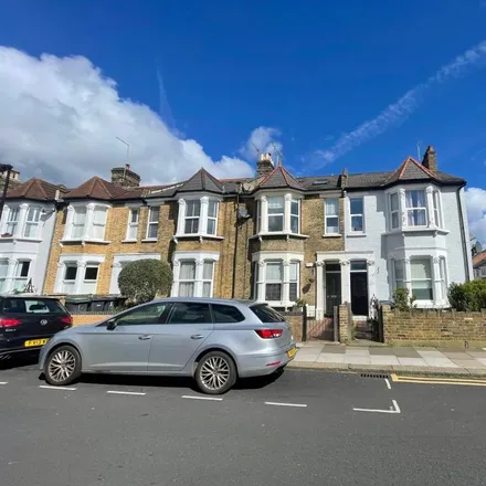 Rent this 3 bed apartment on 32 Myddleton Road in London, N22 8NR