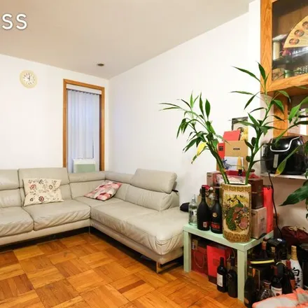 Image 4 - 851 44th Street, New York, NY 11232, USA - Apartment for sale