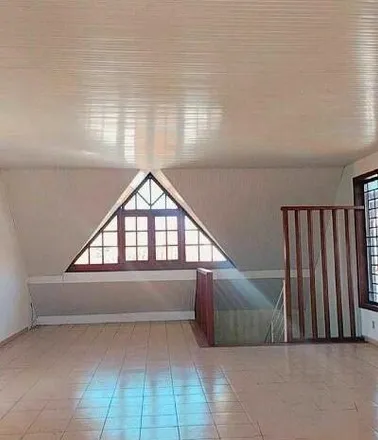 Buy this 4 bed house on Rua Madressilva in Esplanada, Belo Horizonte - MG