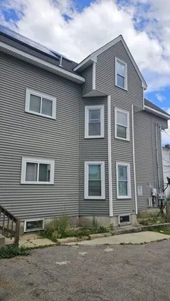 Rent this 3 bed apartment on 16-18 Somerset Pl in Brockton, Massachusetts