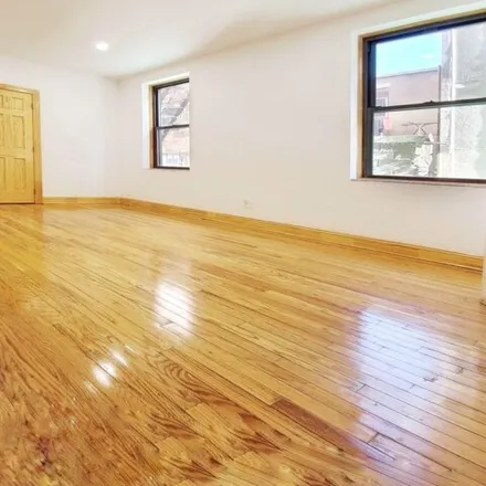 Rent this 1 bed condo on 511 W 167th St Apt 1E in New York, 10032
