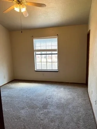 Image 6 - 12900 Carrie Court, Oklahoma City, OK 73120, USA - House for rent