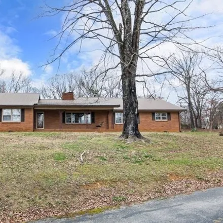 Image 1 - 143 Beech Hill Drive, Mount Leo, McMinnville, TN 37110, USA - House for sale