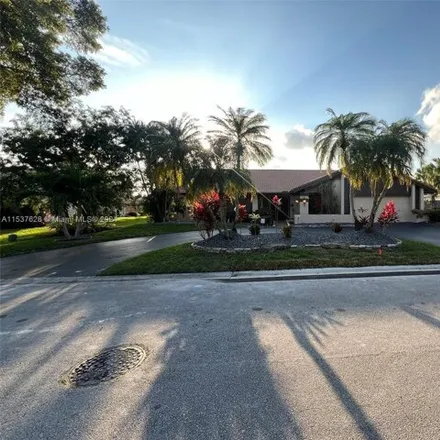 Image 2 - 1000 Northwest 113th Way, Coral Springs, FL 33071, USA - House for rent