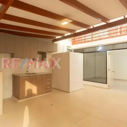 Rent this studio house on Avenida Separadora Industrial in La Molina, Lima Metropolitan Area 15012