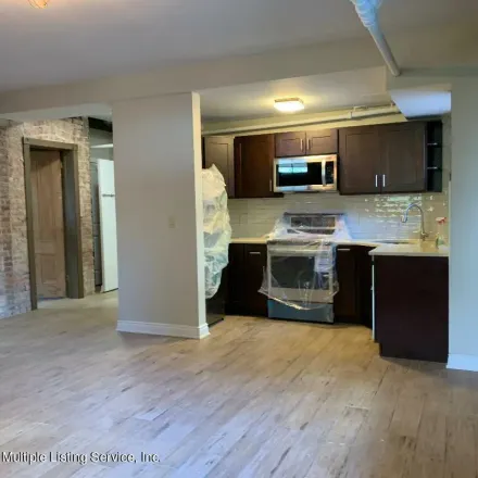 Rent this 1 bed apartment on 239 Saint Pauls Avenue in New York, NY 10304