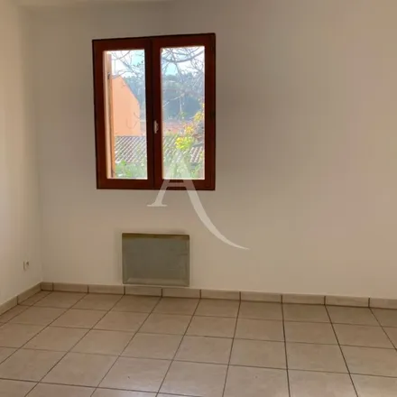 Rent this 2 bed apartment on 27 Cours Forbin in 13120 Gardanne, France