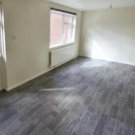 Image 6 - Oxford Court, Wigan, WN1 3TE, United Kingdom - Townhouse for rent