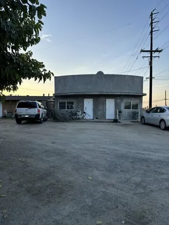 Buy this 11 bed house on West Olive Avenue in Porterville, CA 93257