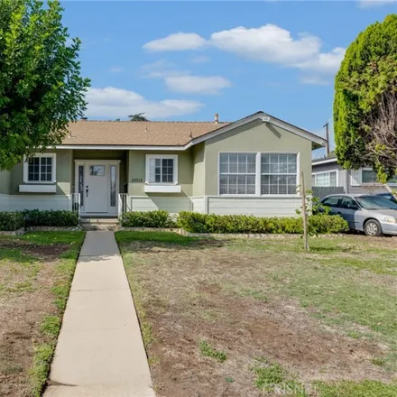 Buy this 3 bed house on Golden State Freeway in Los Angeles, CA 91340
